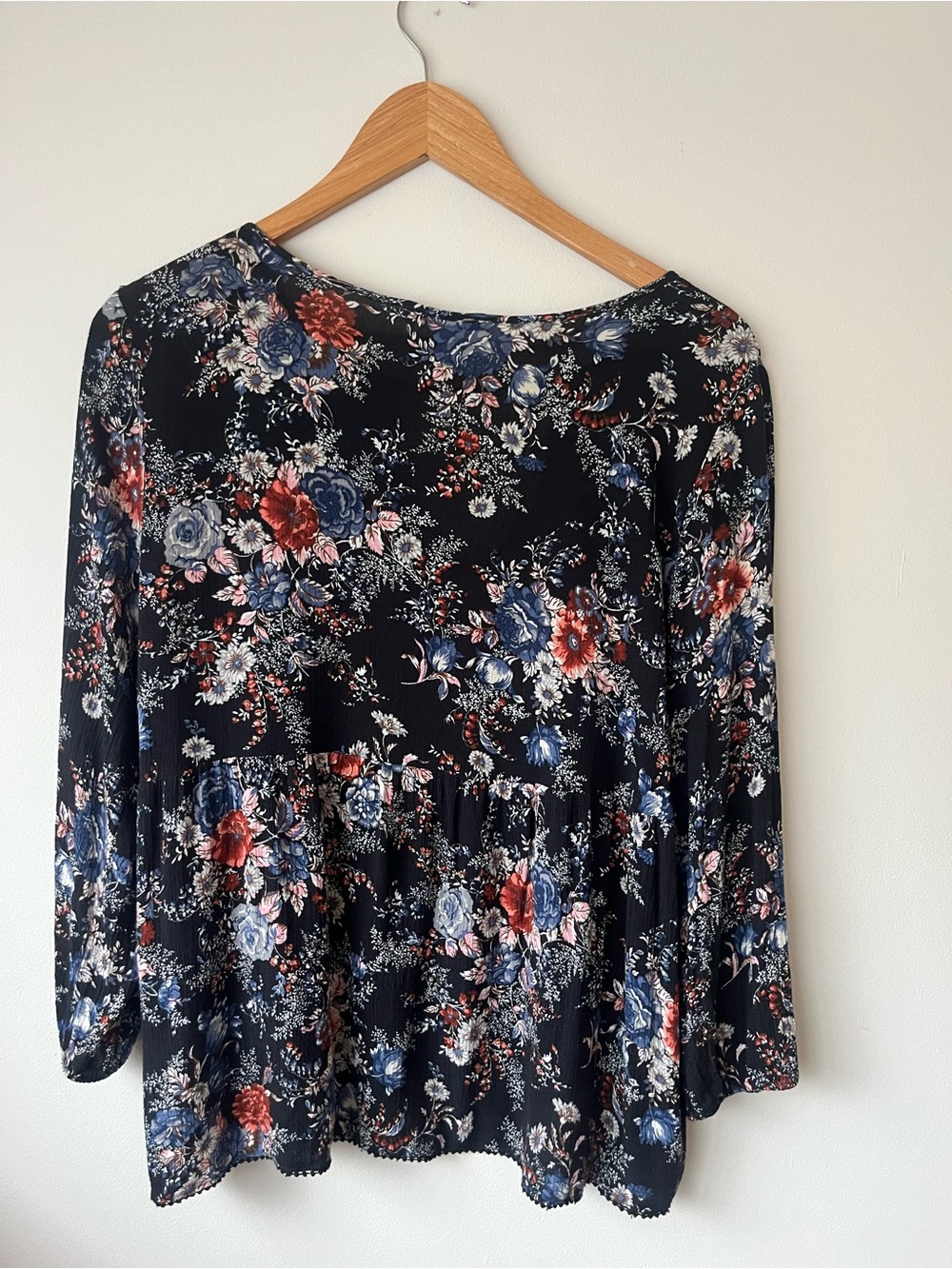 American Eagle Outfitters Navy Floral Peplum Tunic with Red & Blue Flowers